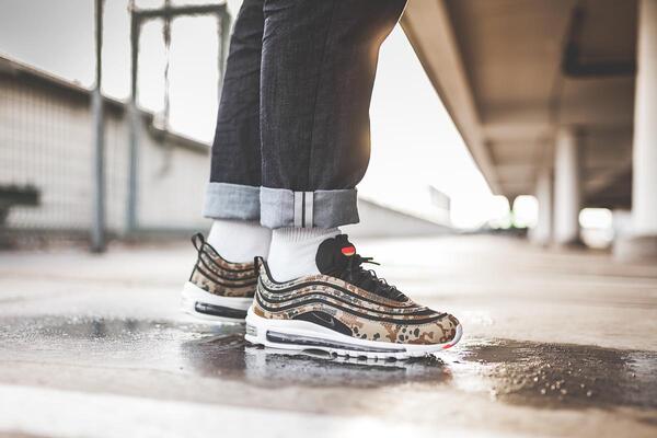 Air max 97 sales jacket pack on feet